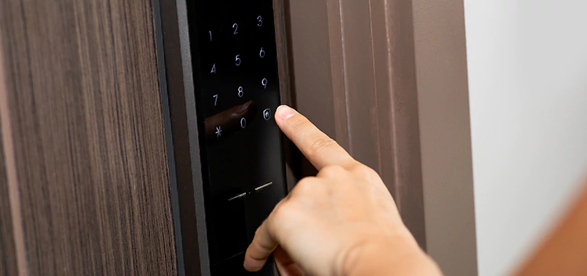 Smart Electric Locks Replacement Services in Paramount, CA
