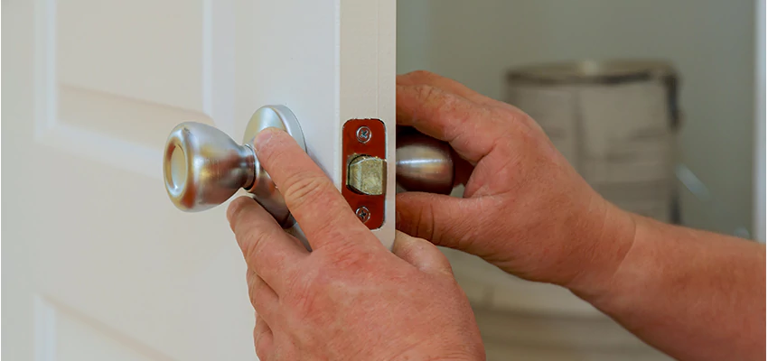 AAA Locksmiths For lock Replacement in Paramount, California