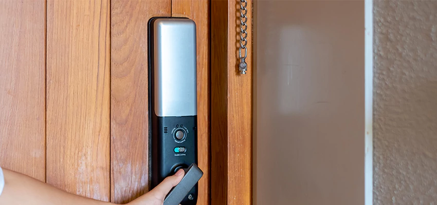 Home Security Electronic Locks Upgrades in Paramount, CA